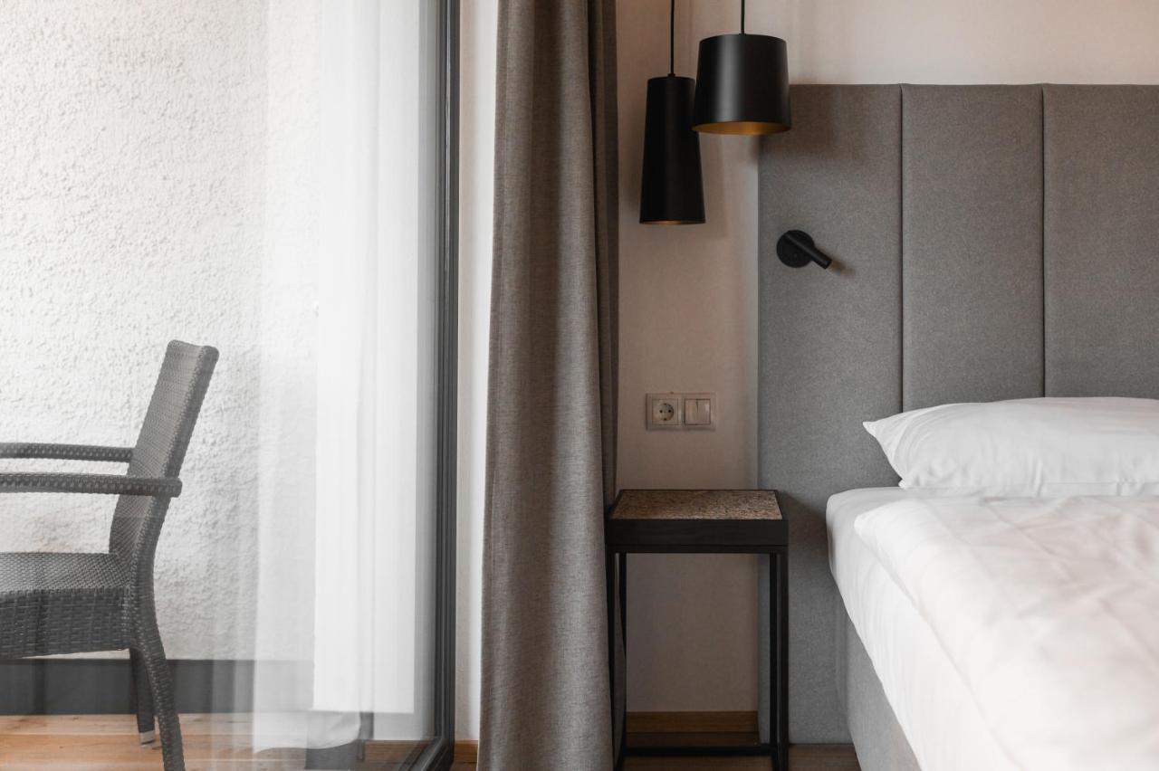 Hotel Gasthof Jochele Falzes Exterior foto