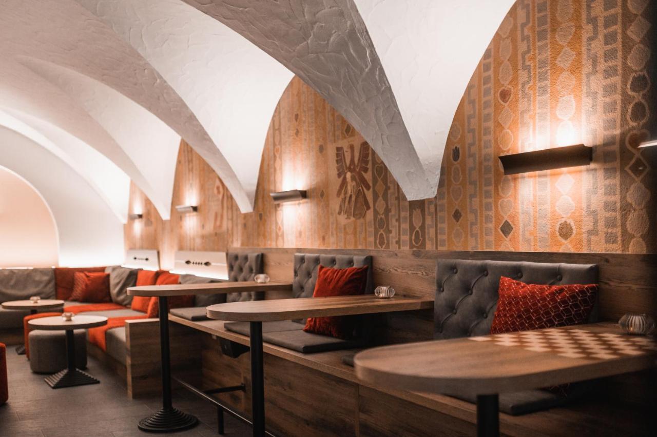 Hotel Gasthof Jochele Falzes Exterior foto